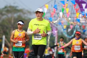 BIB: 46846, 452
                            <button type="button" onclick="openModal(9902707)" class="btn btn-primary btn-sm float-right btn-popup" data-toggle="modal" data-target=".modal-high-quality">
                        <i class="fas fa-shopping-cart"></i> Add to Cart
                    </button>
                                            <button type="button" onclick="isThisMe(9902707, true)" class="btn btn-success btn-sm float-right btn-popup btn-isme hidden" data-toggle="tooltip" data-placement="bottom" title="นี่คือรูปของคุณใช่ไหม คลิกที่นี่เพื่อเอาเข้าอัลบั้ม">
                        <i class="fas fa-plus"></i> Add to album
                    </button>
                    <button type="button" onclick="isThisMe(9902707, false)" class="btn btn-warning btn-sm float-right btn-popup btn-isnotme hidden">
                        <i class="fas fa-ban"></i> Remove from album
                    </button>